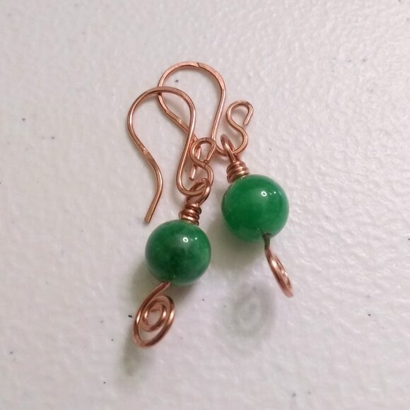 Forest Whispers ~ Graceful Feminine Copper Swirl Earrings with Green Stone Beads - Picture 7 of 9